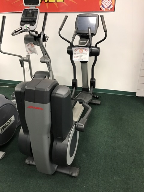 Fitness 95XE Elliptical – Touch Screen | Gyms To