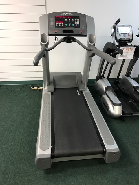 Lifetime best sale fitness treadmill