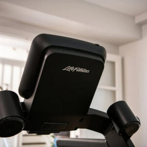 run-cx-treadmill-lifefitness